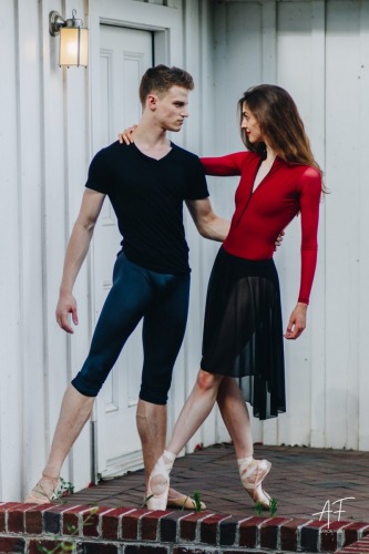 Sara Roe & Sam Ainley of Carolina Ballet